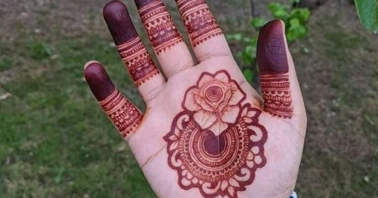 New Arabic Rose Mehndi Design