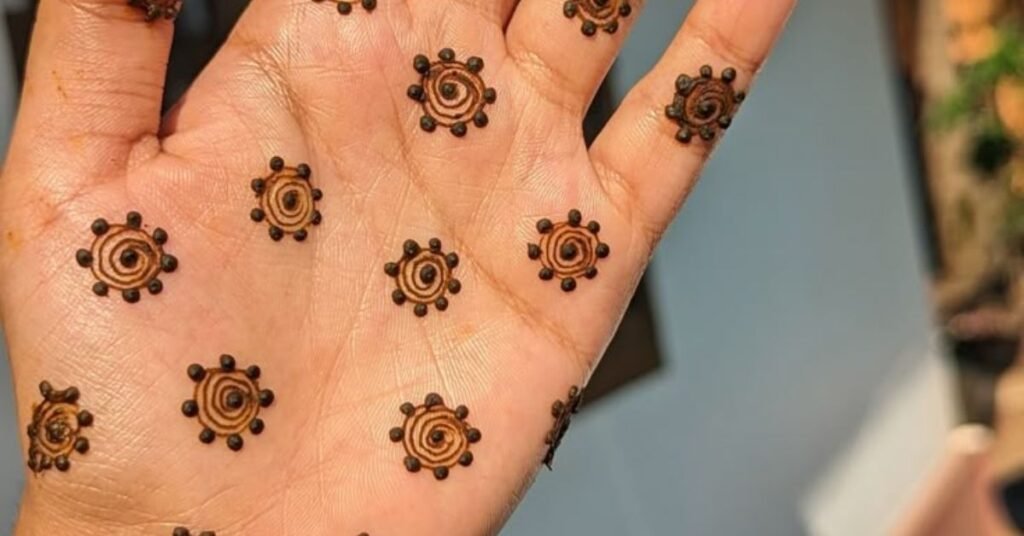 Very Easy Mehndi Designs for Beginners