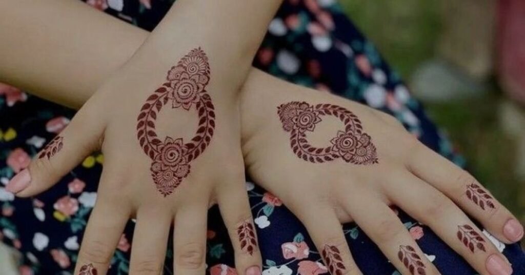 Cute Small Mehndi Designs
