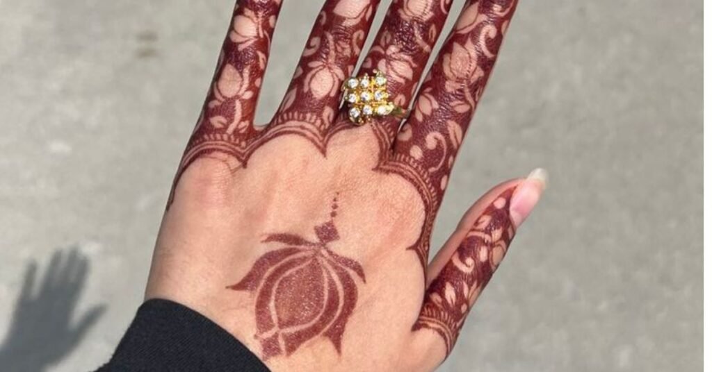 Lotus Mehndi Design Back Hand