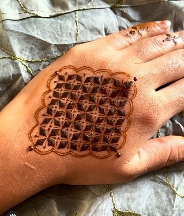 African Mehndi Design