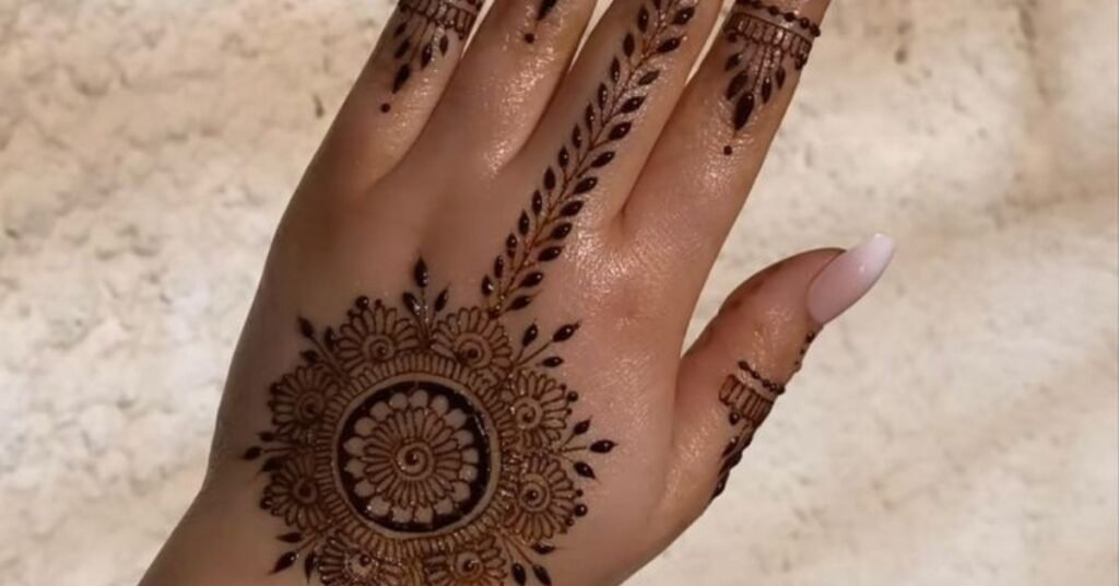 Dubai Simple Mehndi Designs