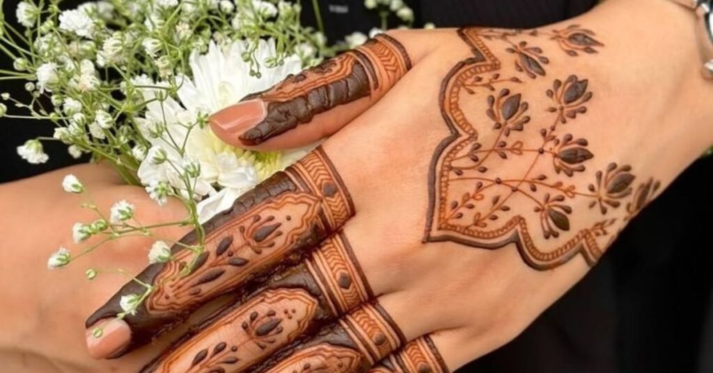 Very Very Beautiful Mehndi Design