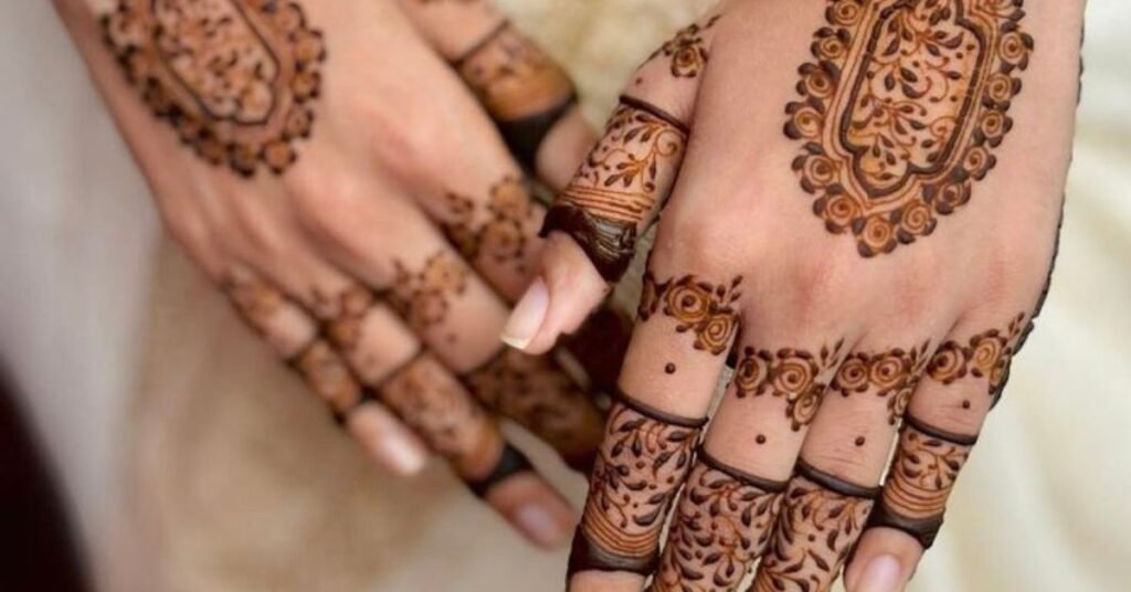 Simple Royal Mehndi Design