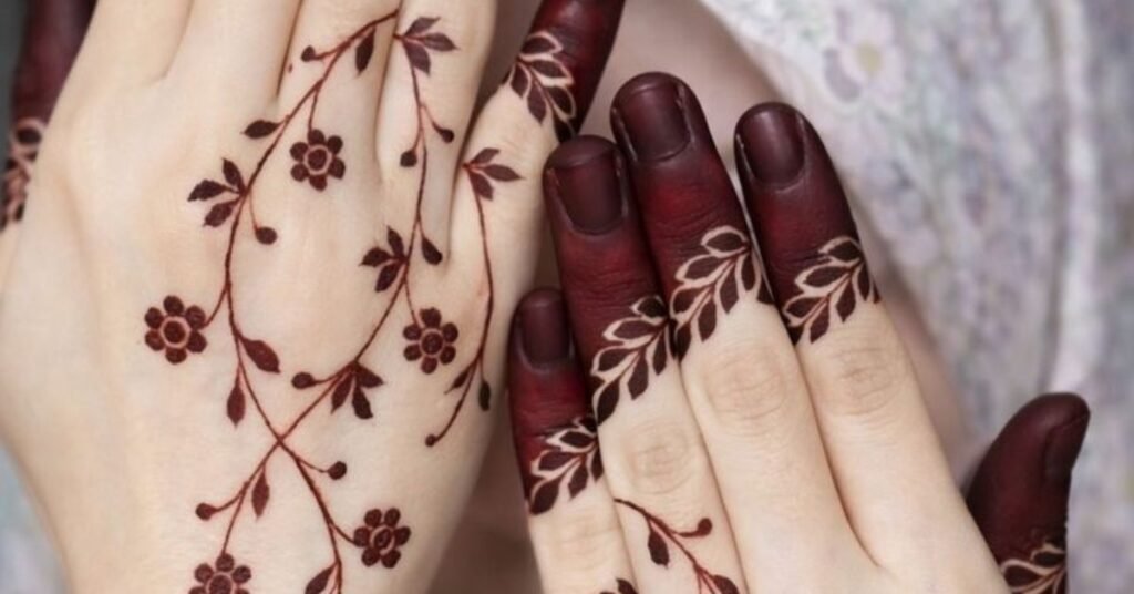Simple unique mehndi design