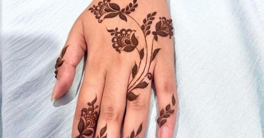 Leaf Mehndi Design Simple