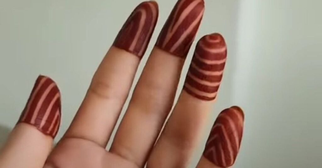 minimal henna designs for hands