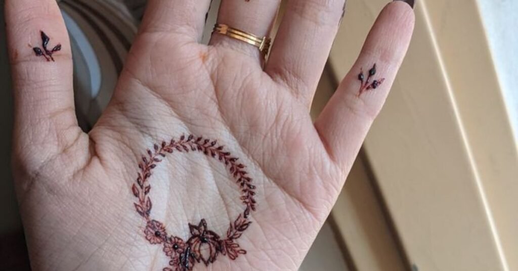 Simple and Beautiful Mehndi Designs