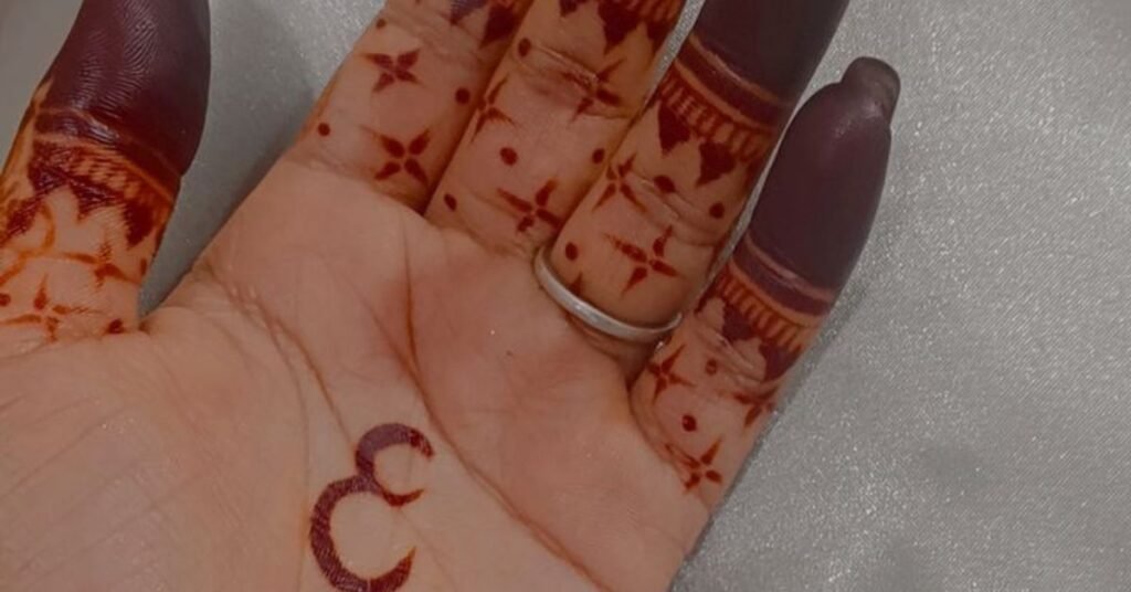Back Hand vs Front Hand Eid Mehndi Designs