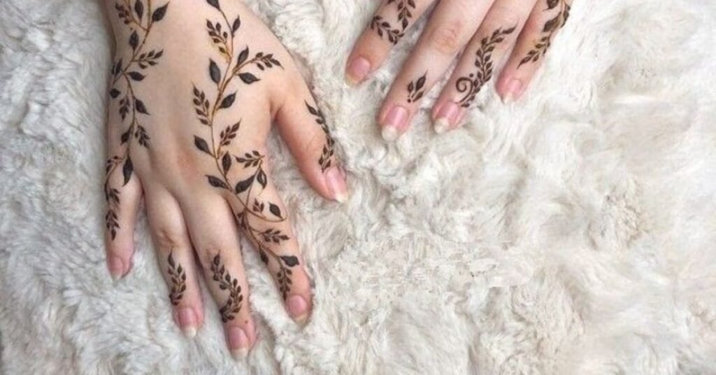 Mehndi design photos simple back side